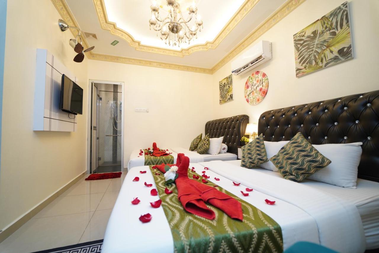 Ghazrin's Classic Jb Hotel